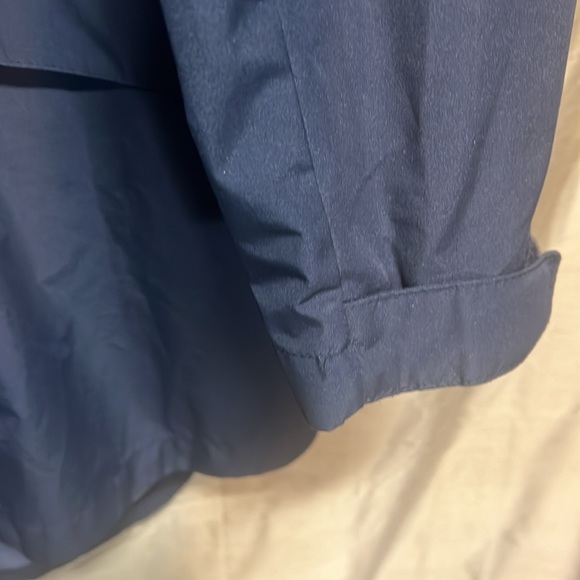 Lole brand black rain jacket - Picture 3 of 10